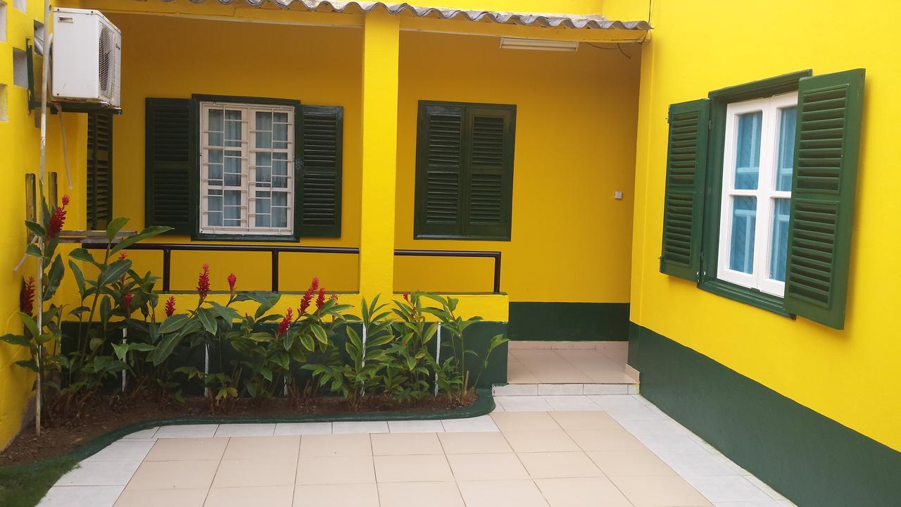 Residencialdes Bed & Breakfast Сао Томе Екстериор снимка